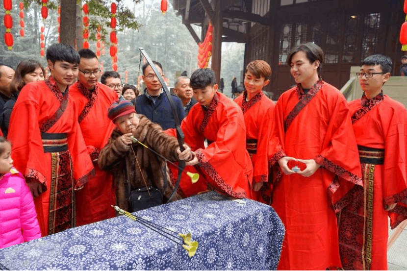 【新春走基层】体育过大年 首届中华传统体育文化博览游艺会在杜甫草堂举行